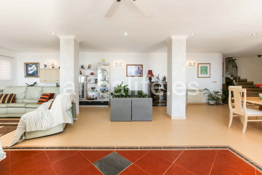 Villa con Piscina Privada y Vistas al Mar en Sierra de Altea (9/30)