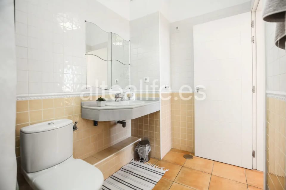 Apartamento con vistas al mar en Isla de Altea | Terraza, garaje y piscina (20/28)