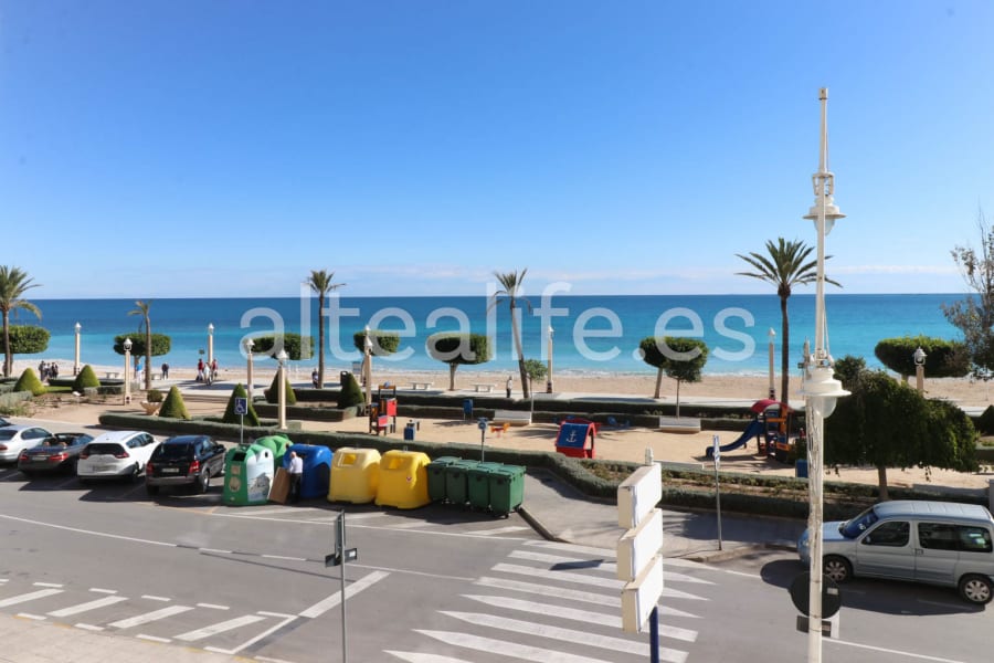 Apartamento en Primera Linea en la zona del Puerto de Altea (6/23)
