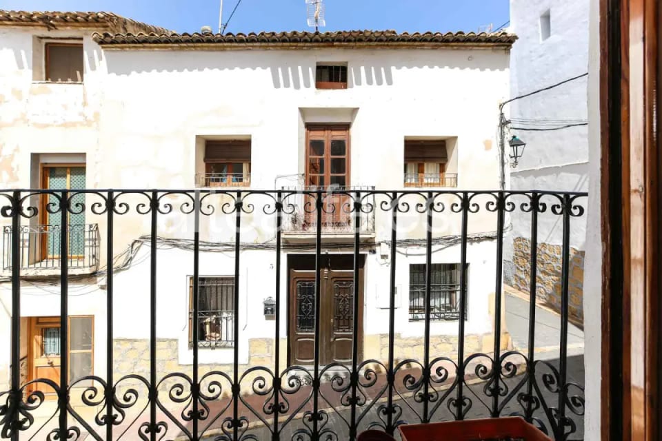 Casa de Pueblo en venta en Polop con Garaje y Buhardilla | Gran potencial en Casco Antiguo (28/30)