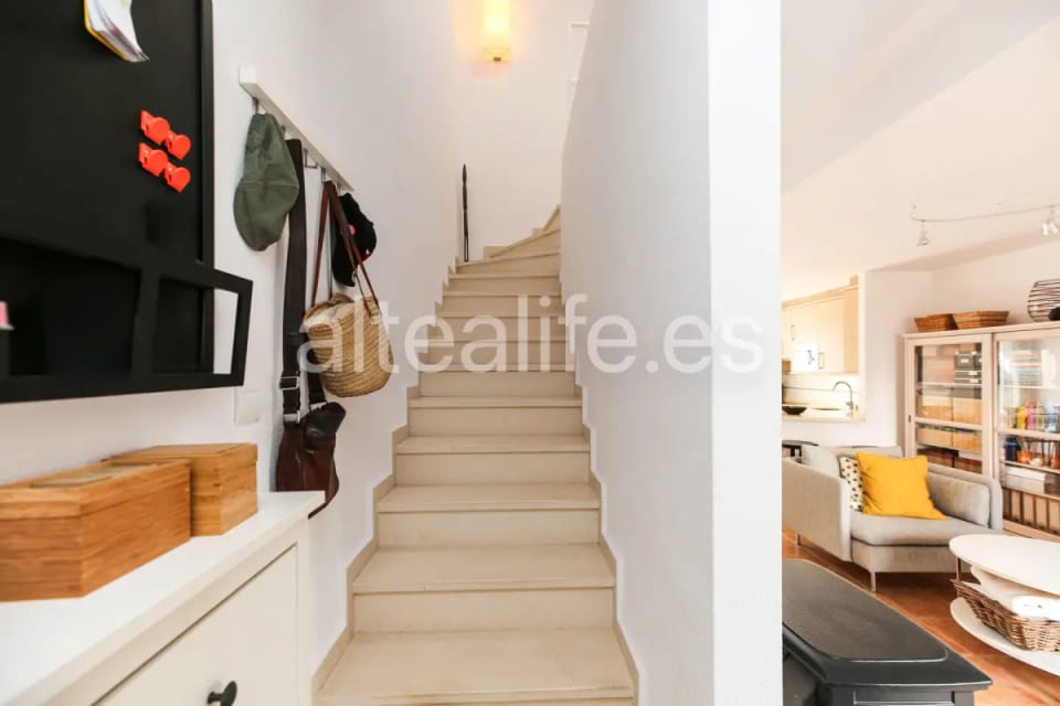 Bungalow en Esquina en Venta en La Nucía | Terrazas, Solárium y Piscina (26/30)