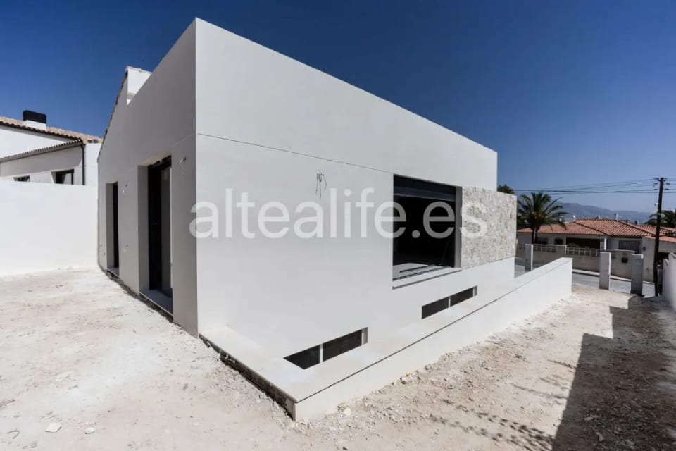 Villa Moderna de Obra Nueva con Piscina, Jardín y Vistas en La Nucía (21/30)