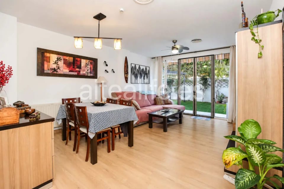 Apartamento con Jardín Privado, Garaje y Piscina Comunitaria en Garganes Altea (10/30)