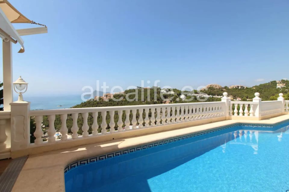 Villa con Piscina Privada y Vistas al Mar en Altea Hills (11/30)