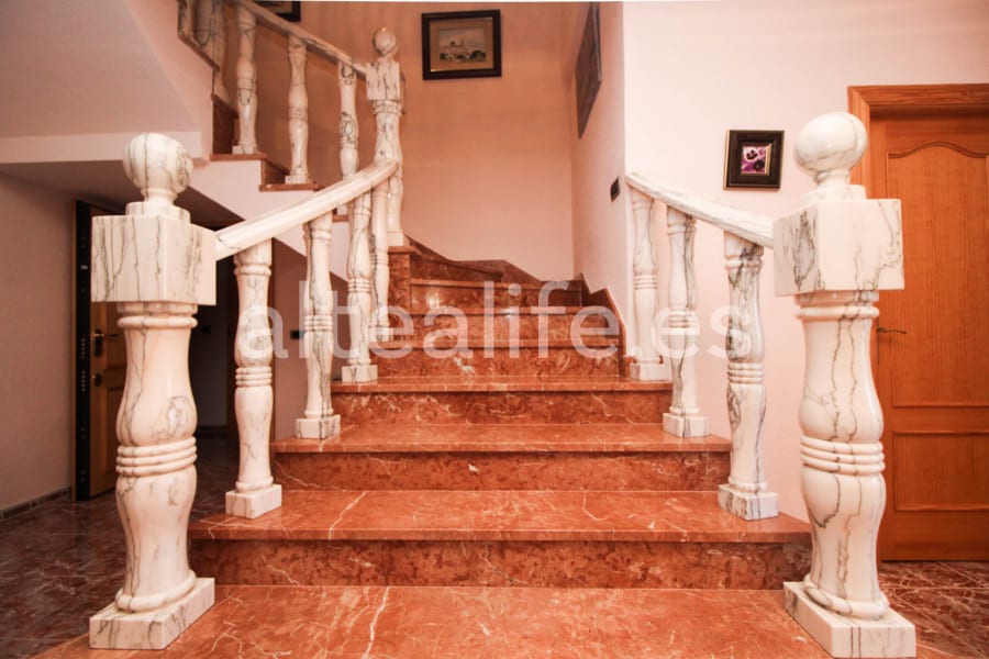 Gran Villa con Apartamento en la zona del Albir (29/30)