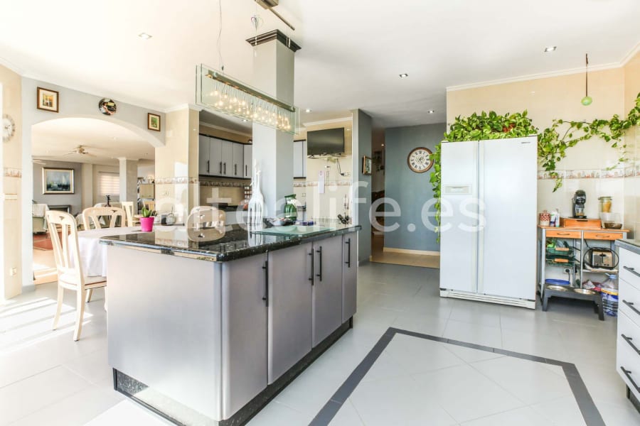 Villa con Piscina Privada y Vistas al Mar en Sierra de Altea (24/30)