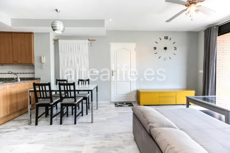 Apartamento en Venta en Cala de Finestrat con Terraza, Garaje y Vistas al Mar (13/30)