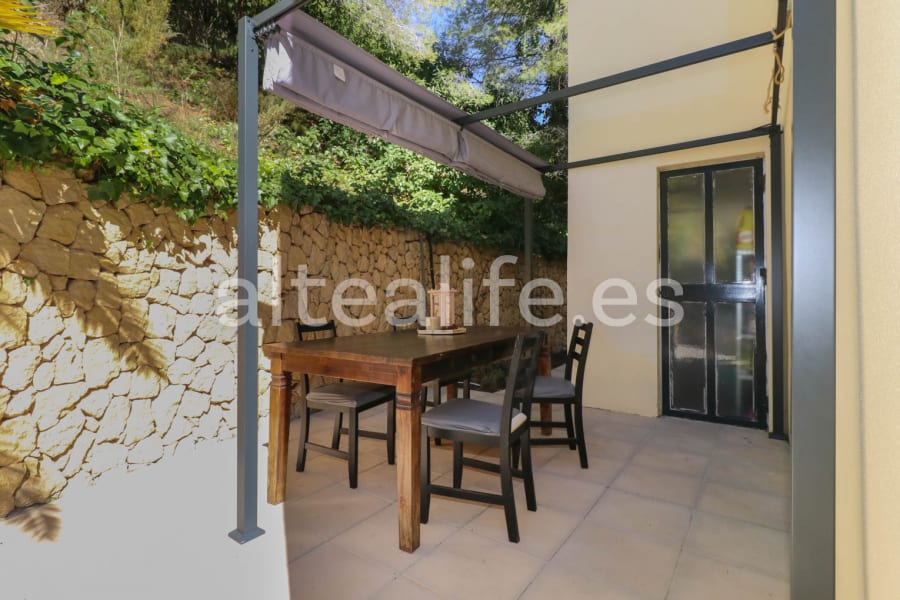 Villa con 3 Dormitorios y Piscina Privada en la Urb. Santa Clara (21/30)