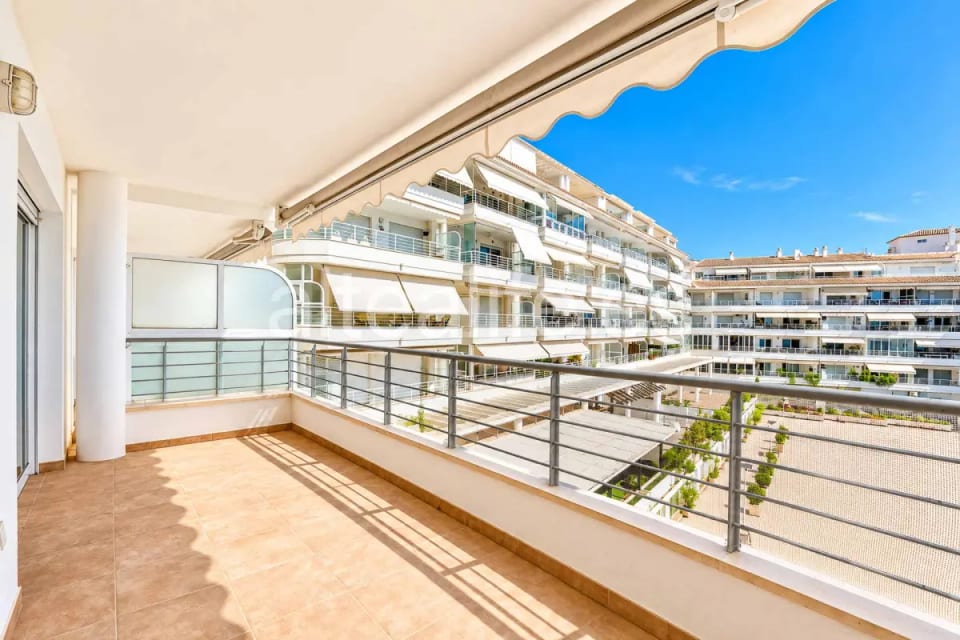 Larga Estancia | Apartamento en Primera Línea de Mar en la zona de Cap Negret (5/30)