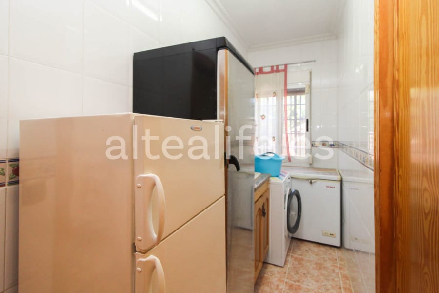 Gran Villa con Apartamento en la zona del Albir (11/30)