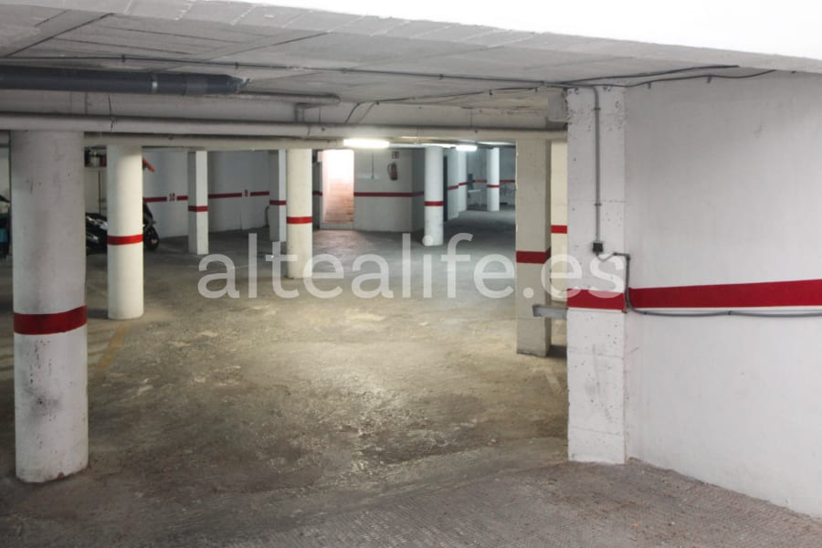 Plaza de Garaje en la zona centro de Alfaz del Pi (9/11)