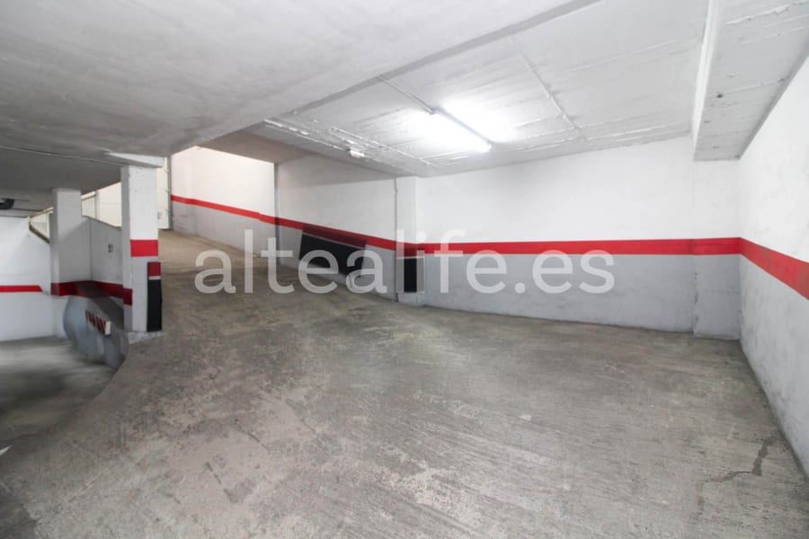 Garaje de 15 m2 en la zona de Garganes (11/14)