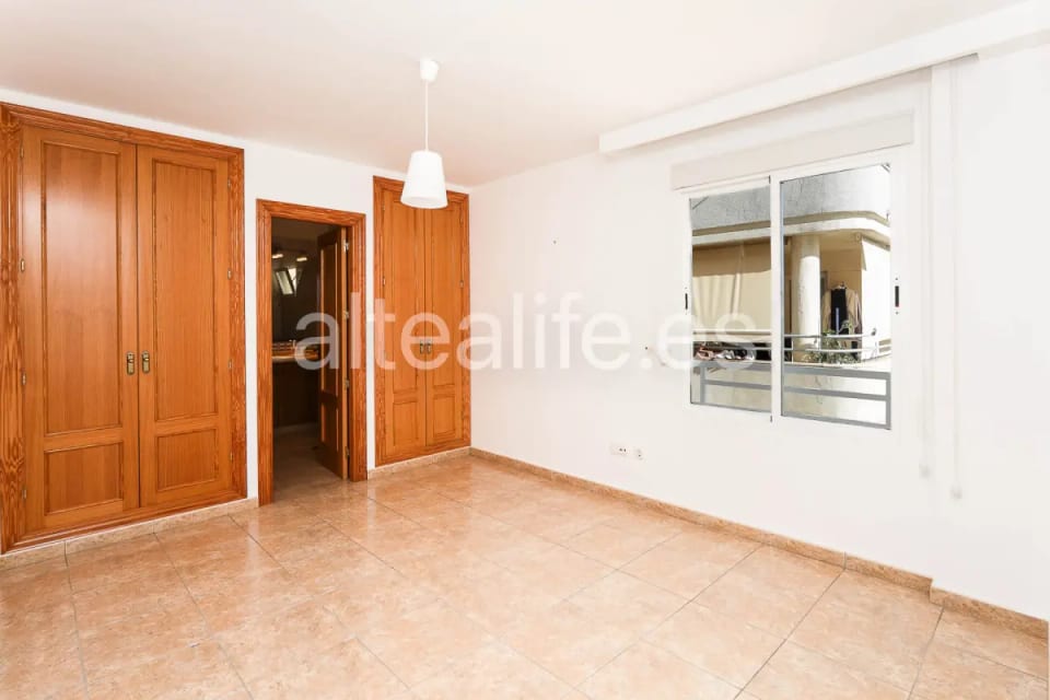 Apartamento en alquiler con terraza y garaje en la zona de Garganes Altea (15/30)