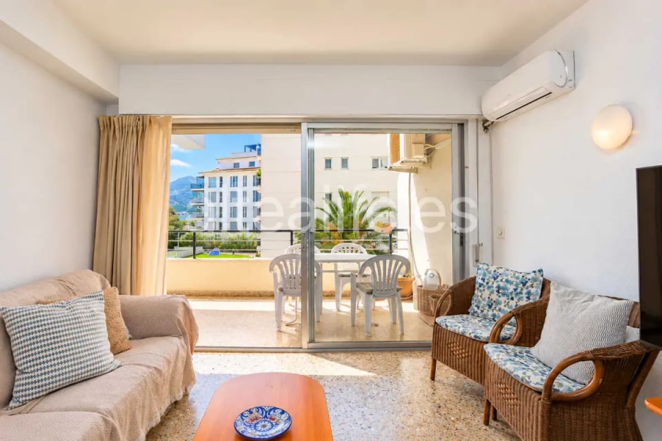 Apartamento en venta en Puerto de Altea con Terraza cerca del Mar (11/30)