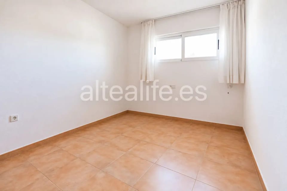 Larga Estancia | Apartamento en Primera Línea de Mar en la zona de Cap Negret (25/30)