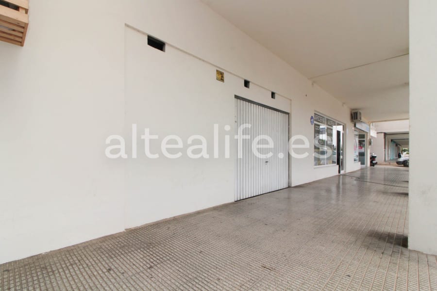 Local Comercial de 90 m2 en la zona del Puerto de Altea (9/10)