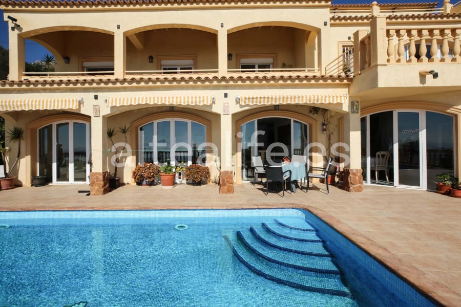 Villa con Piscina Privada y Vistas al Mar en Sierra de Altea (15/30)