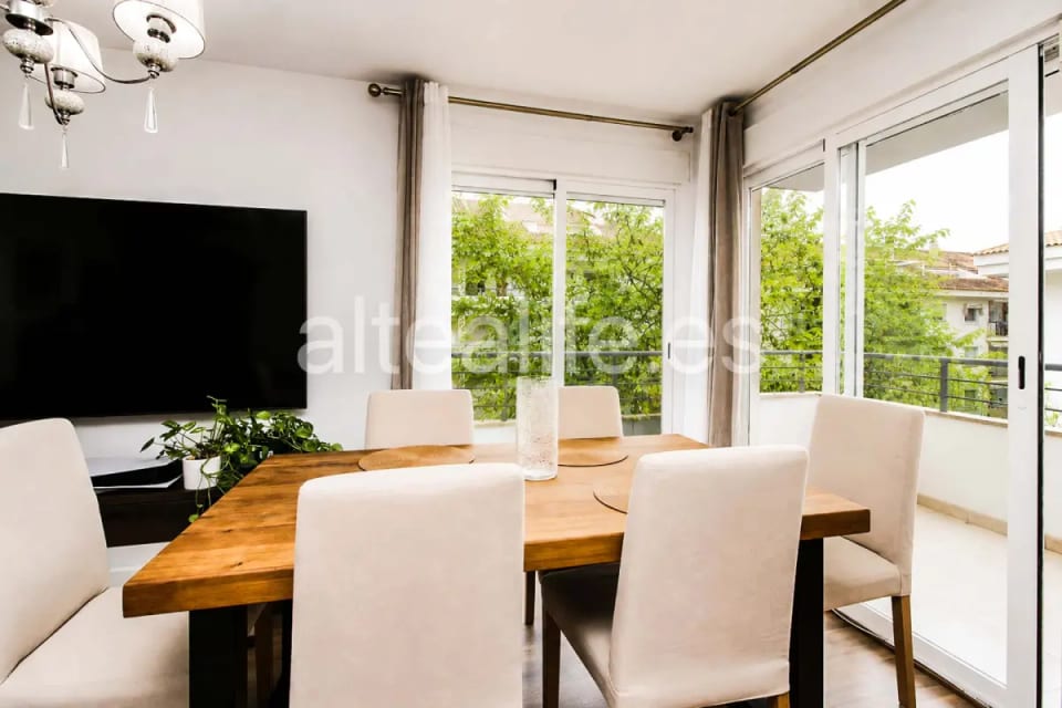 Amplio Apartamento Reformado en Garganes Altea (9/30)