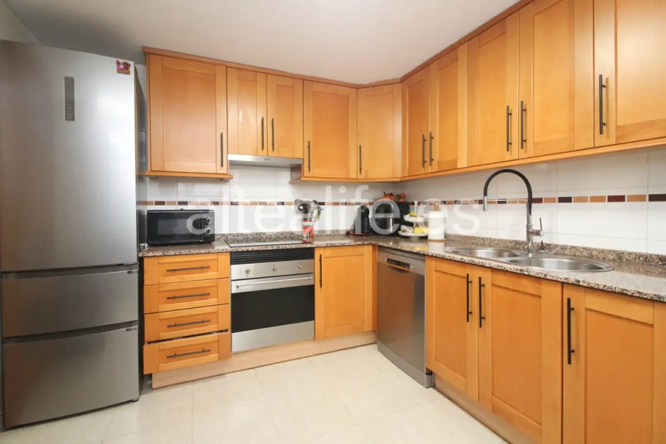 Amplio Apartamento Reformado en Garganes Altea (12/30)
