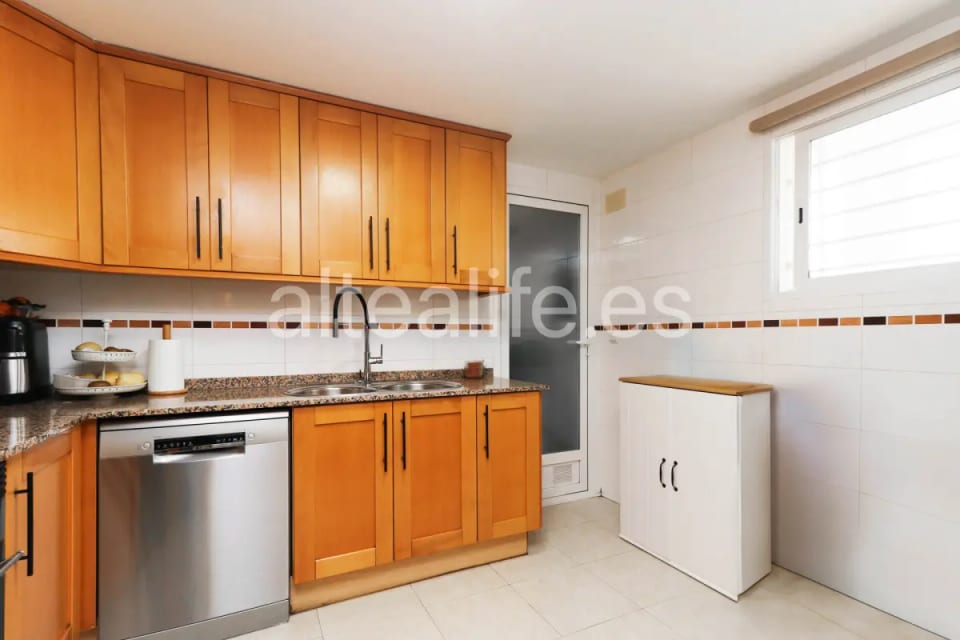 Amplio Apartamento Reformado en Garganes Altea (18/30)