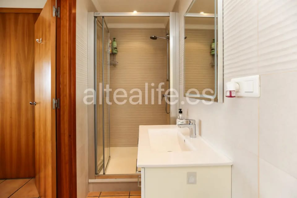 Apartamento con Vistas al Mar en Sierra de Altea, Terraza 44 m², Garaje y Piscina (24/30)