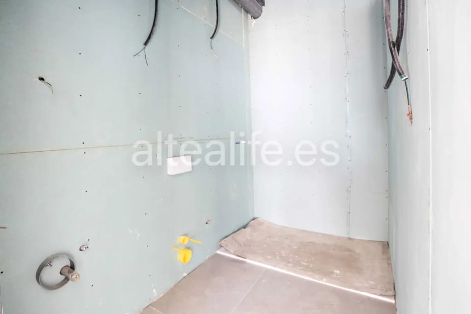 Villa Contemporánea de Obra Nueva en La Nucía con 3, 4 o 5 Dormitorios (26/30)