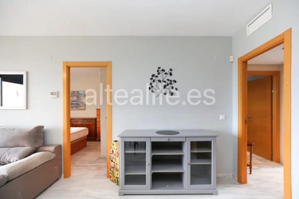 Apartamento en Venta en Cala de Finestrat con Terraza, Garaje y Vistas al Mar (22/30)