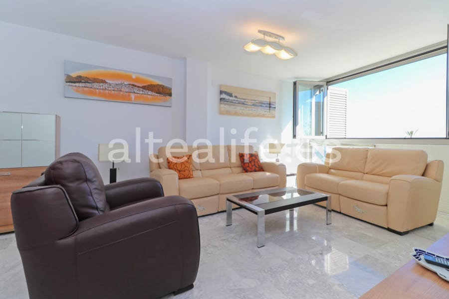 Apartamento en Primera Linea en la zona del Puerto de Altea (7/23)