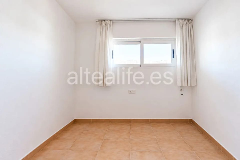 Larga Estancia | Apartamento en Primera Línea de Mar en la zona de Cap Negret (28/30)