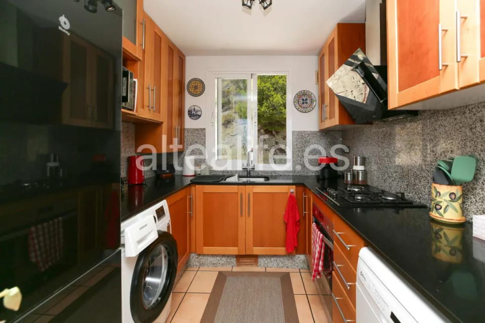 Apartamento con Vistas al Mar en Sierra de Altea, Terraza 44 m², Garaje y Piscina (20/30)