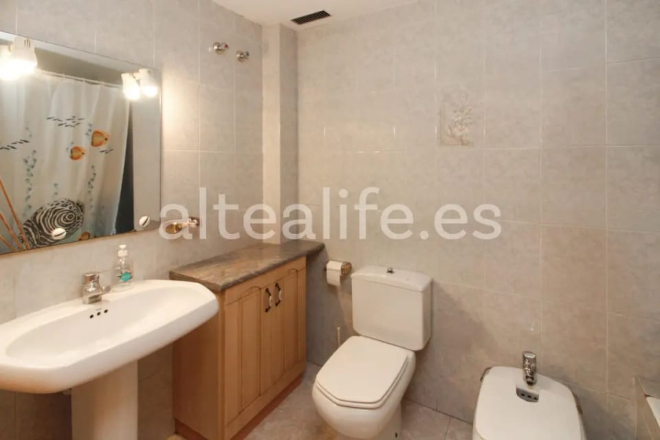Apartamento con 4 Dormitorios en la zona del Puerto (27/30)