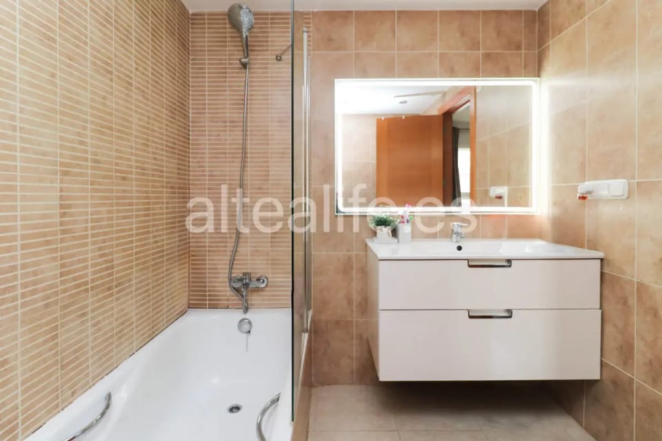 Amplio Apartamento Reformado en Garganes Altea (23/30)