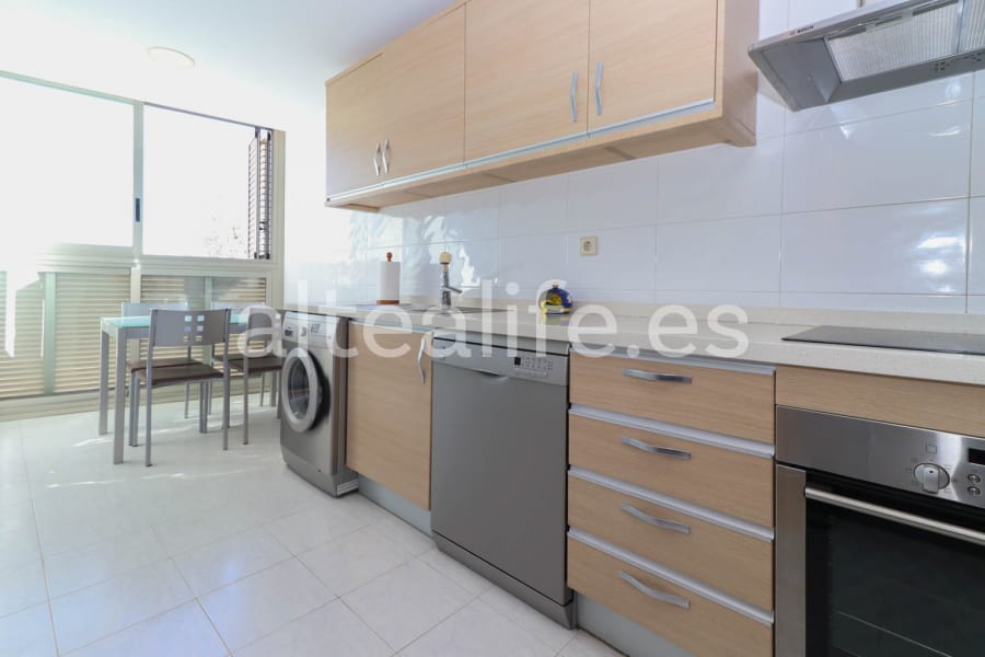 Apartamento en Primera Linea en la zona del Puerto de Altea (9/23)