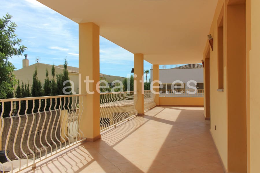 Villa de 550 m2 en la zona de Bello Horizonte (17/30)