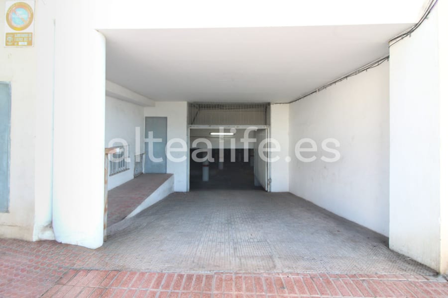 Plaza de Garaje en la zona centro de Alfaz del Pi (11/11)