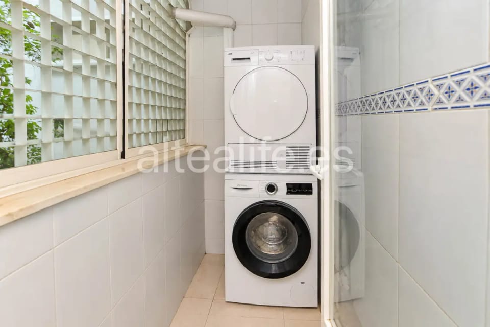 Apartamento con Jardín Privado, Garaje y Piscina Comunitaria en Garganes Altea (18/30)
