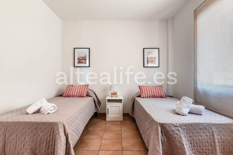 Apartamento con Piscina en la zona de Bello Horizonte (22/30)