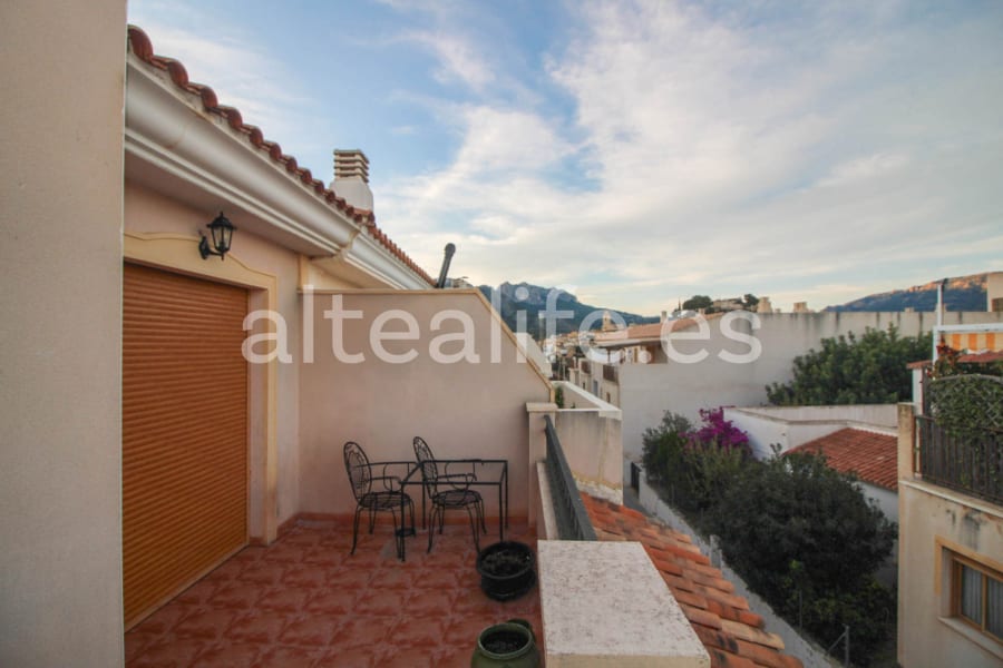 Amplia Casa de Pueblo con Terraza en el pueblo de La Nucía (25/30)