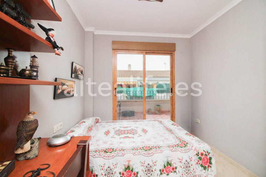 Amplia Casa de Pueblo con Terraza en el pueblo de La Nucía (23/30)