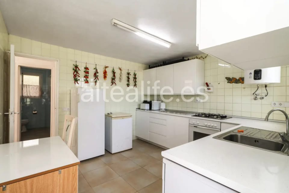 Villa con Gran Parcela en Venta en La Nucía Cerca de Altea y Benidorm (18/30)
