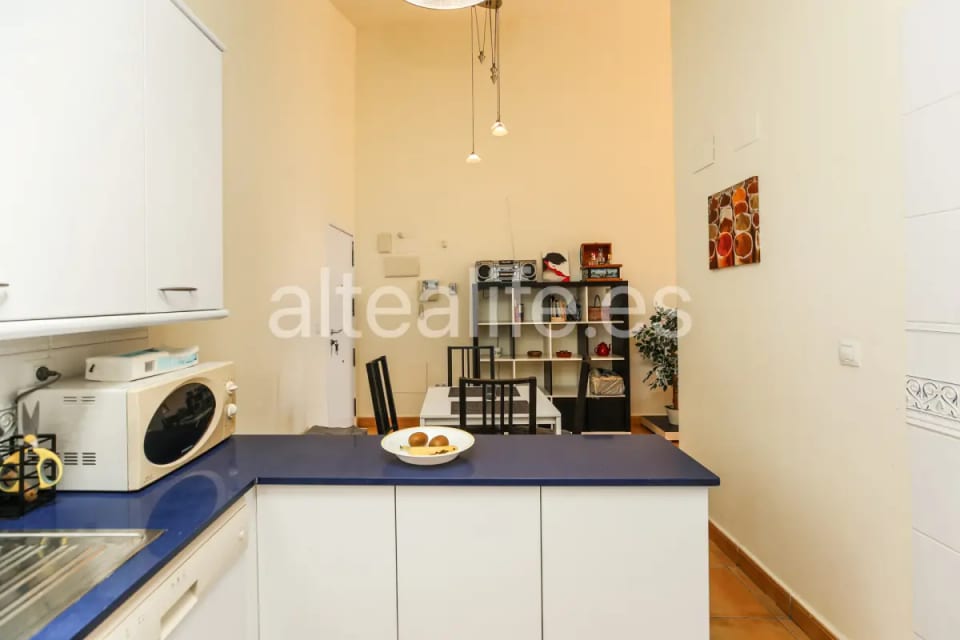 Apartamento con vistas al mar en Isla de Altea | Terraza, garaje y piscina (12/28)