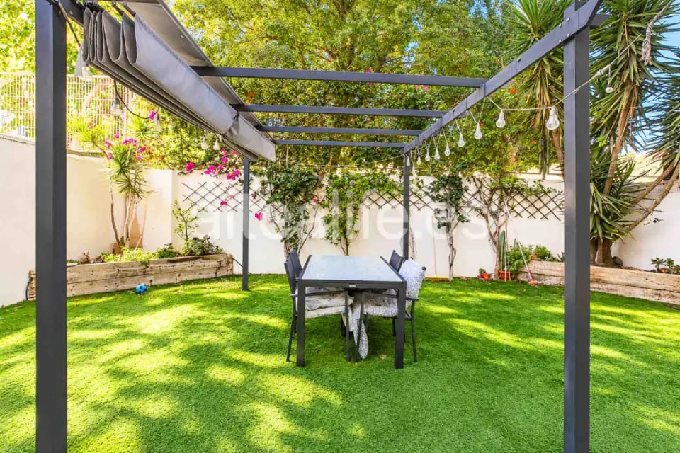 Apartamento con Jardín Privado, Garaje y Piscina Comunitaria en Garganes Altea (7/30)