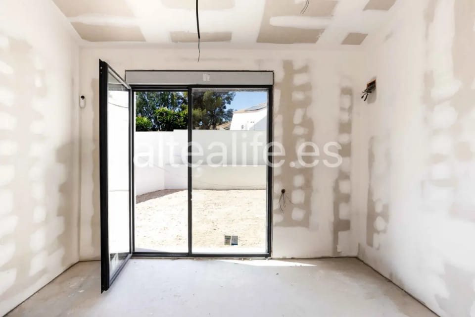 Villa Contemporánea de Obra Nueva en La Nucía con 3, 4 o 5 Dormitorios (27/30)