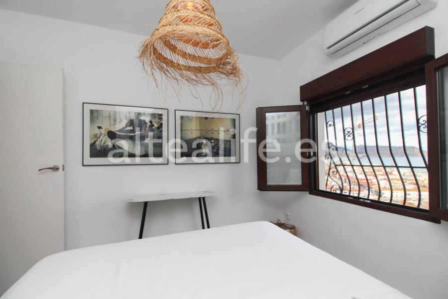 Apartamento con 1 Dormitorio en el Casco Antiguo de Altea (12/21)