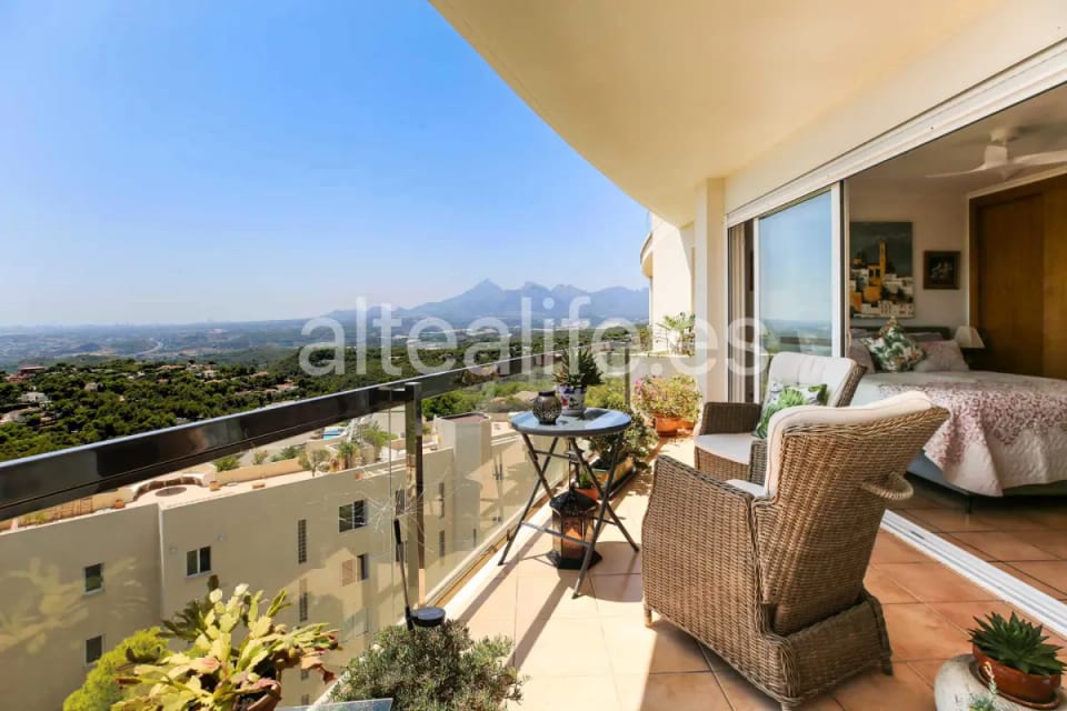 Apartamento con Vistas al Mar en Sierra de Altea, Terraza 44 m², Garaje y Piscina (28/30)