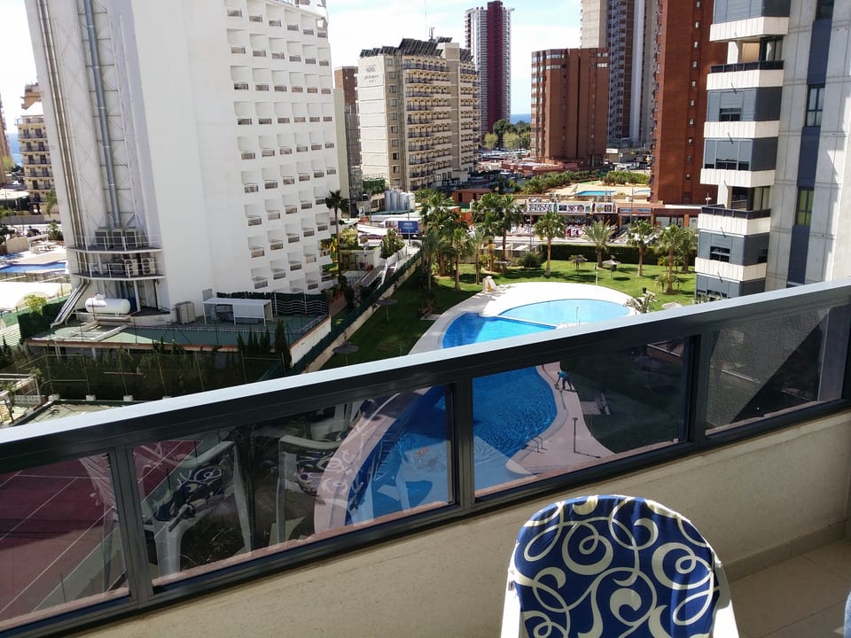 Gemelos 26 · 5D (1 bedroom) (8/24)