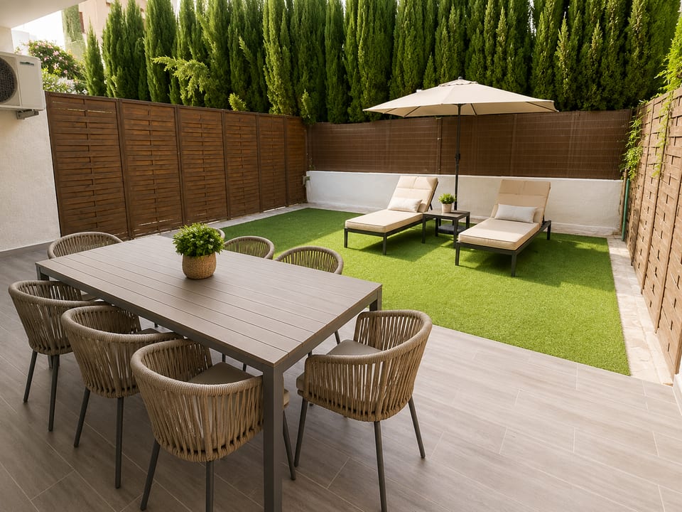Ground-Floor Apartment with Private Terrace and Garden in El Albir (11/15)