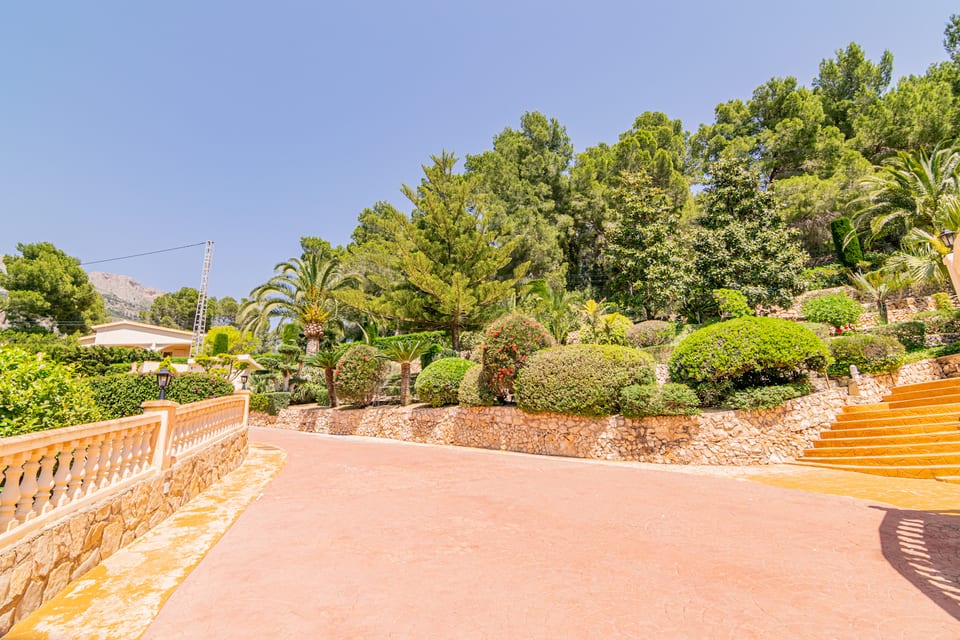 Villa for sale with sea views in Altea (13/15)
