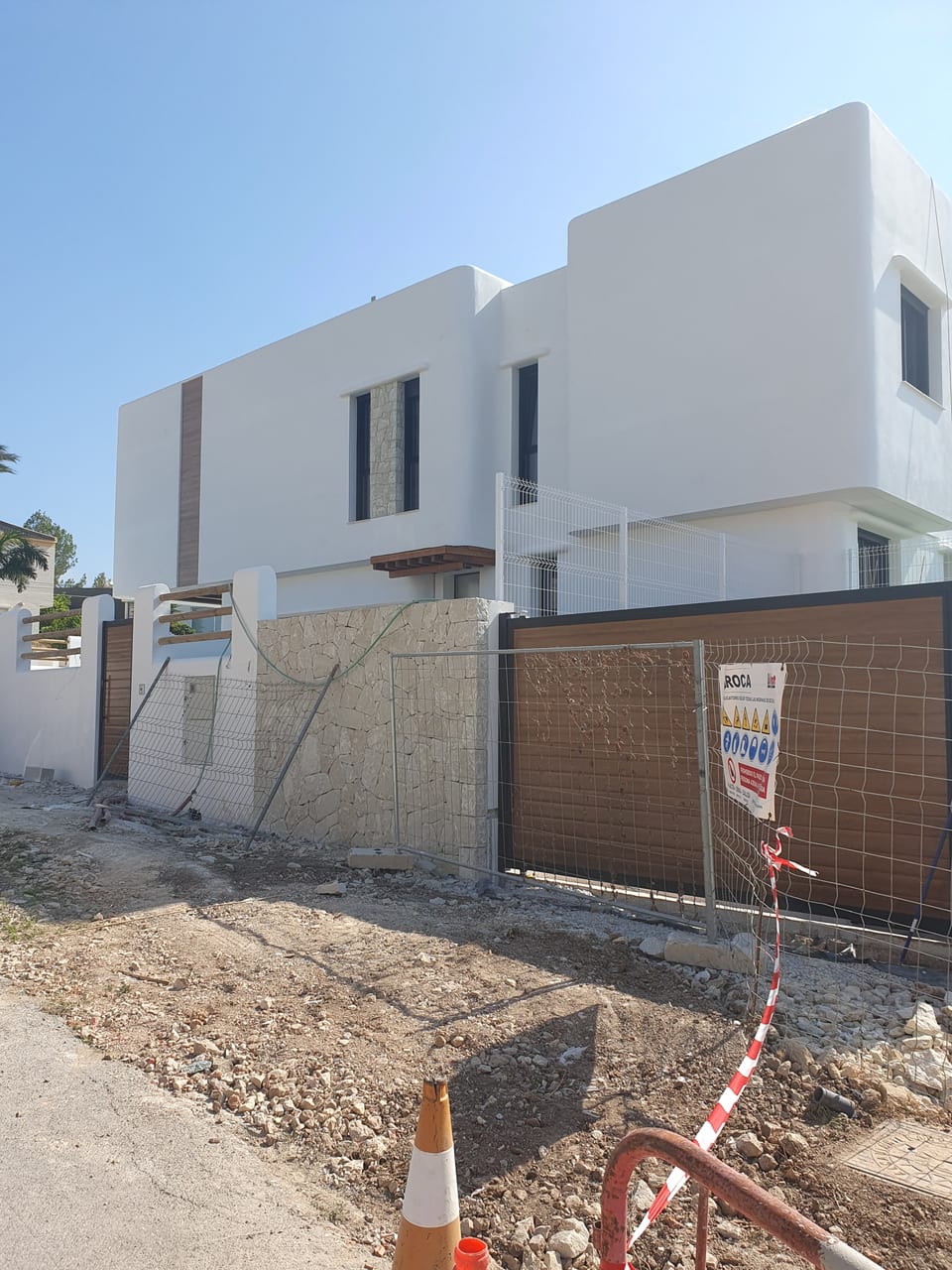 10 new Ibiza houses under construction in Albir (14/15)