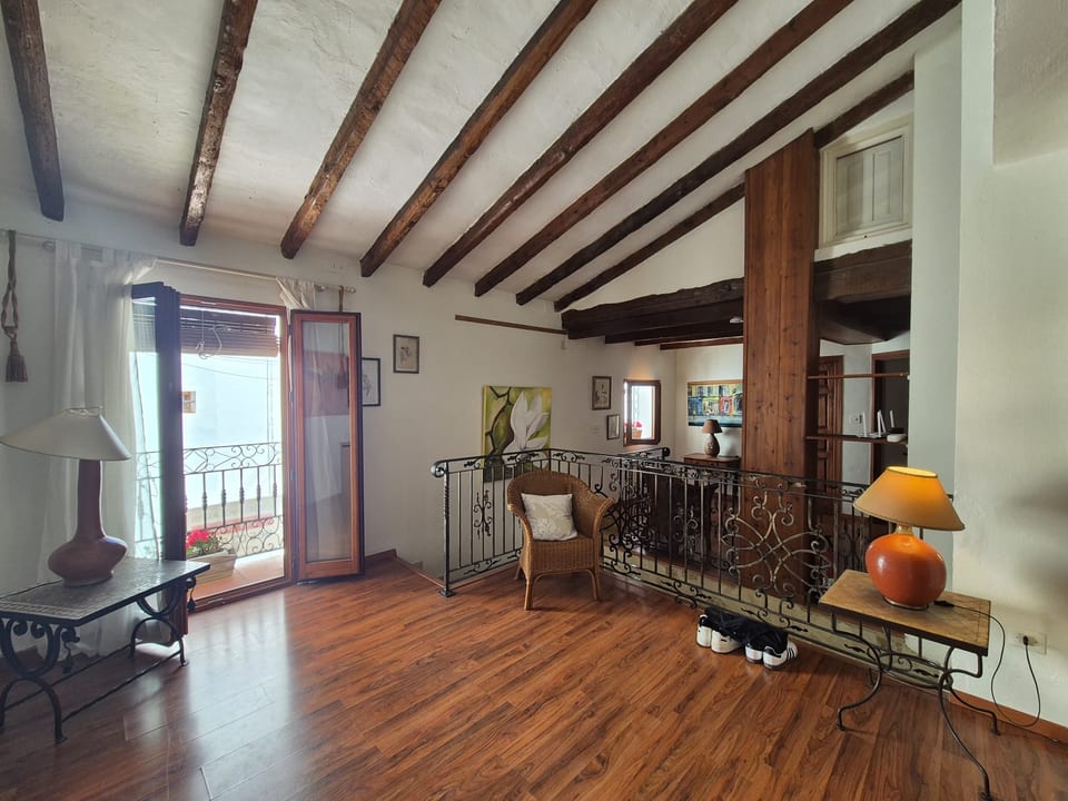 Charming Townhouse in the village (7/15)